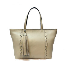 Load image into Gallery viewer, Delilah