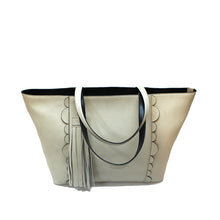 Load image into Gallery viewer, Delilah