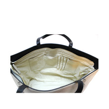 Load image into Gallery viewer, Delilah