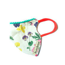 Load image into Gallery viewer, White Botanics