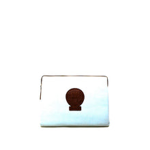 Load image into Gallery viewer, Lion Emboss Sleeve