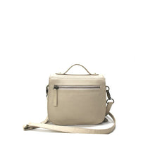 Load image into Gallery viewer, Maggie